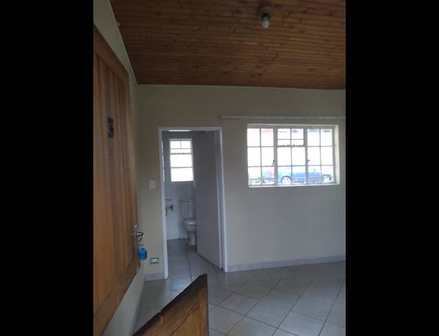 1 bed property to rent in OBSERVATORY